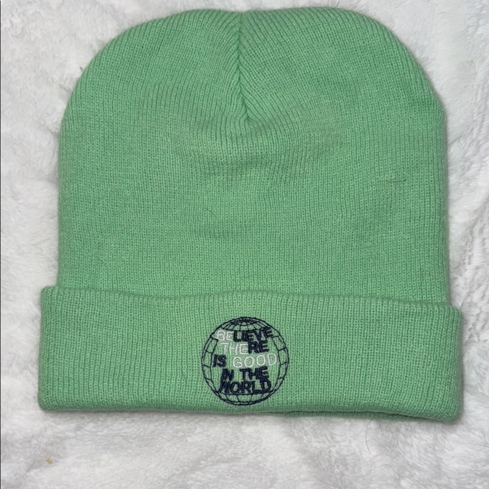 Men’s or Women’s Green Knit Beanie from Attic Salt! 1 size fits all! BNWOT!